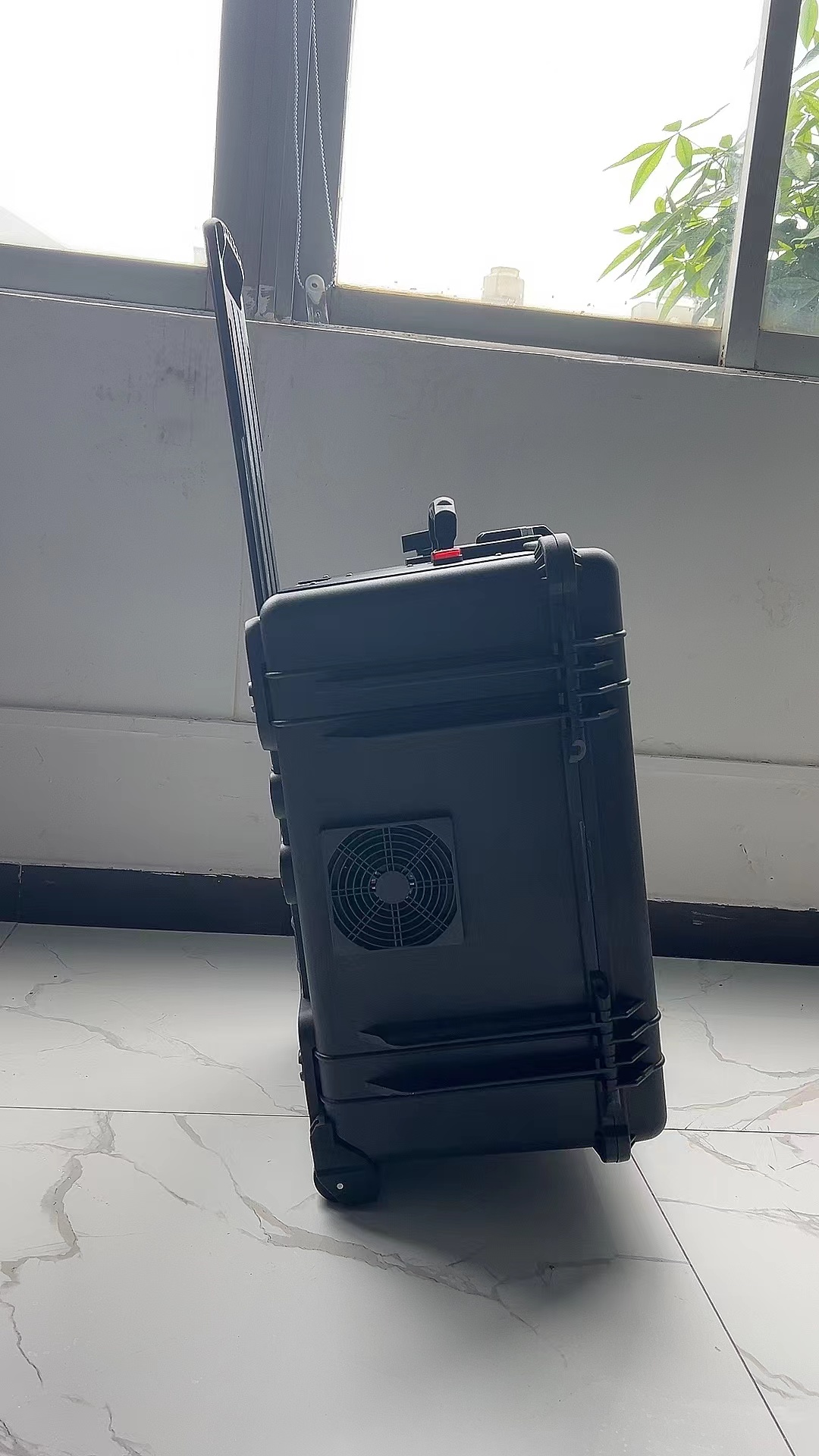 南头镇手拉箱型移动通信干扰器