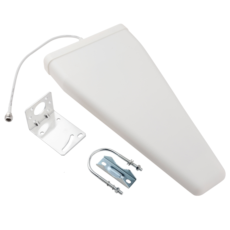  南头镇对数周期天线定向接收发射700-3700MHz